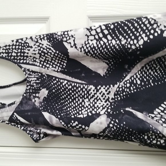 Lululemon Racerback Tank - Picture 3 of 12